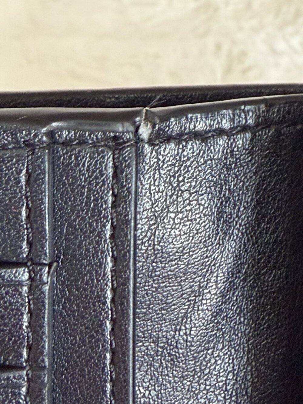 Marc Jacobs Groove Medium Bifold Black Leather With Gold Hardware Wallet - Picture 11 of 13